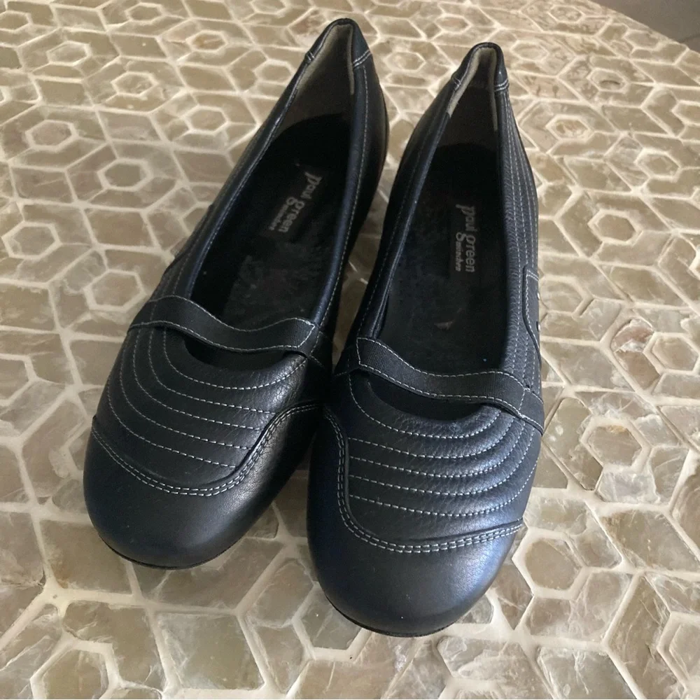 LIKE NEW! Paul Green Mary-Jane ballet flats in black - Picture 10 of 11
